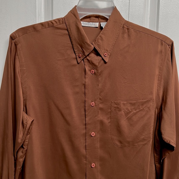 Ann Taylor Chocolate Brown Long Sleeve Vintage Silk Shirt Size L - Picture 2 of 6